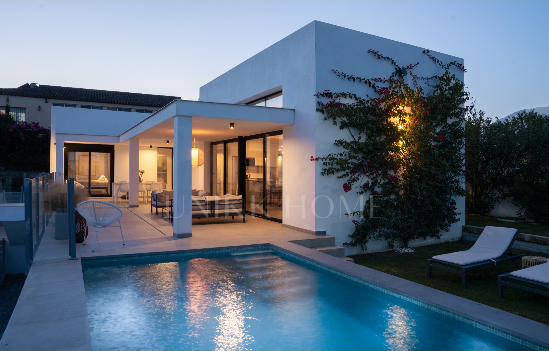 Villa de 3 Dormitorios con Piscina Privada y Jardín en Valle Romano, Estepona
