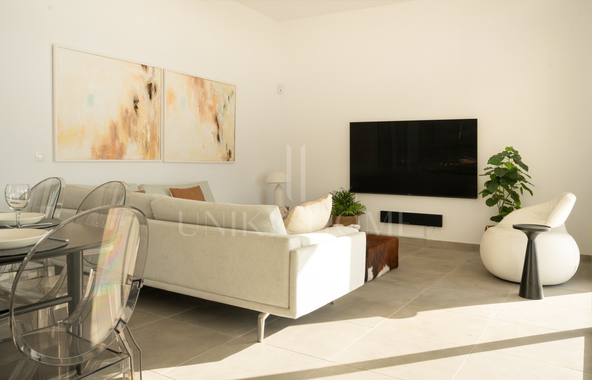 Villa de 3 Dormitorios con Piscina Privada y Jardín en Valle Romano, Estepona