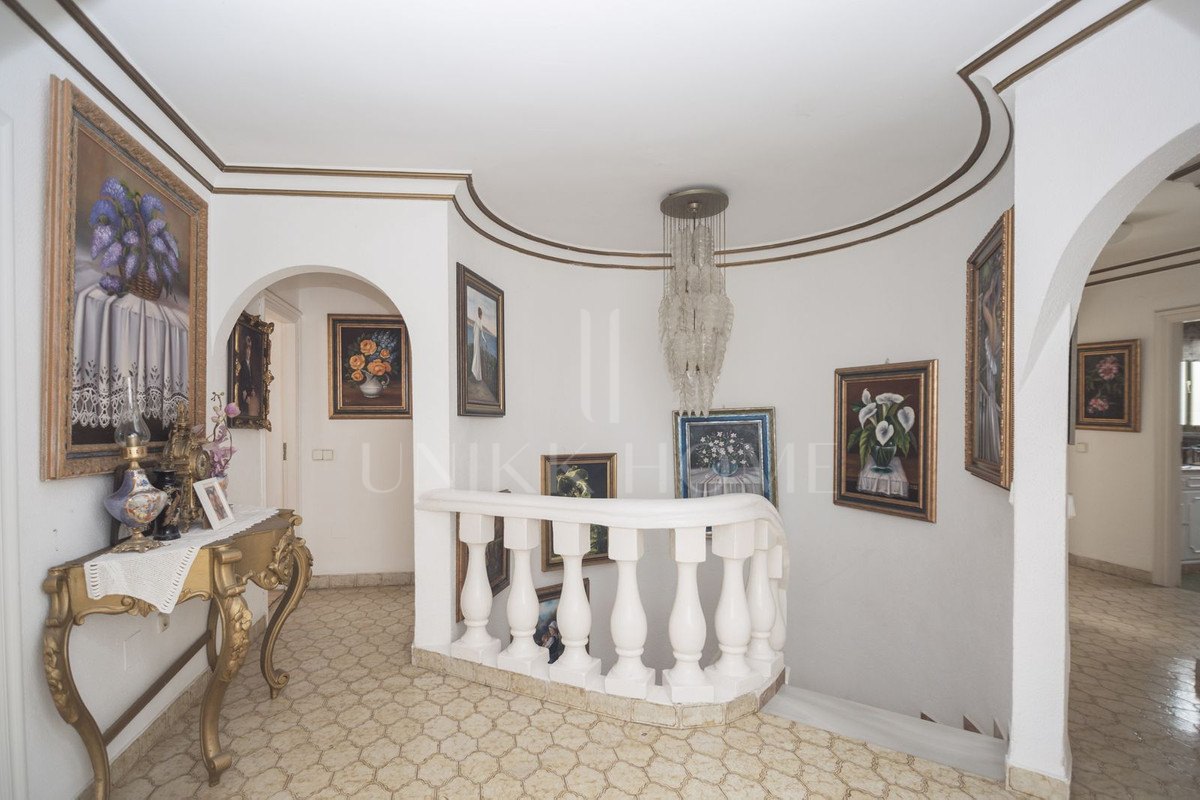 Villa for sale in Marbella City, Marbella (All)