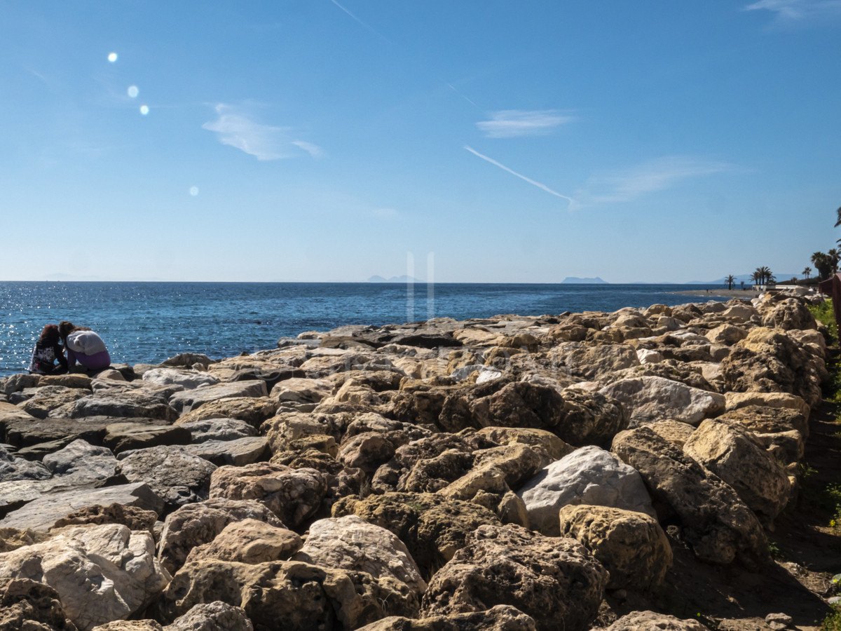 Apartment for sale in Puerto Banus, Marbella (All)