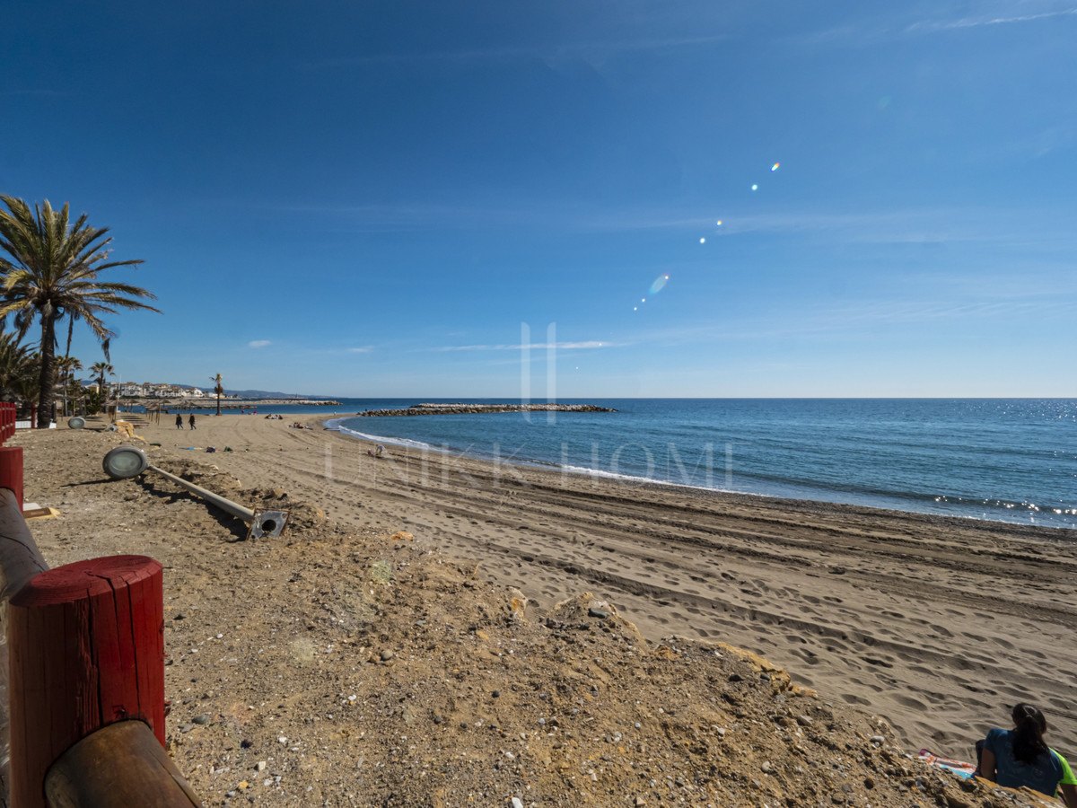 Apartment for sale in Puerto Banus, Marbella (All)