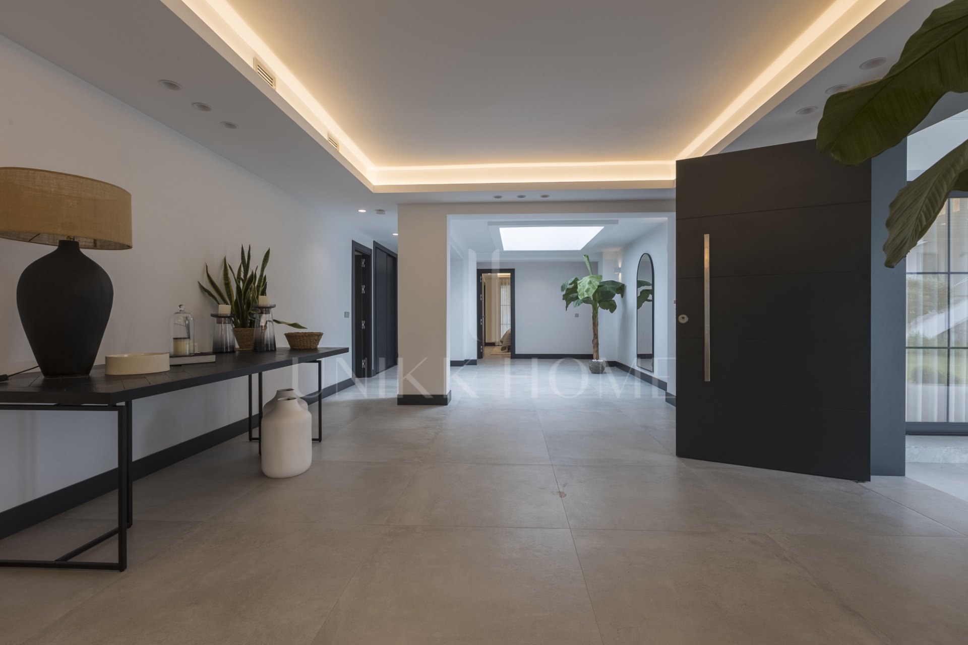 EXCLUSIVE ELEGANT VILLA – EAST MARBELLA