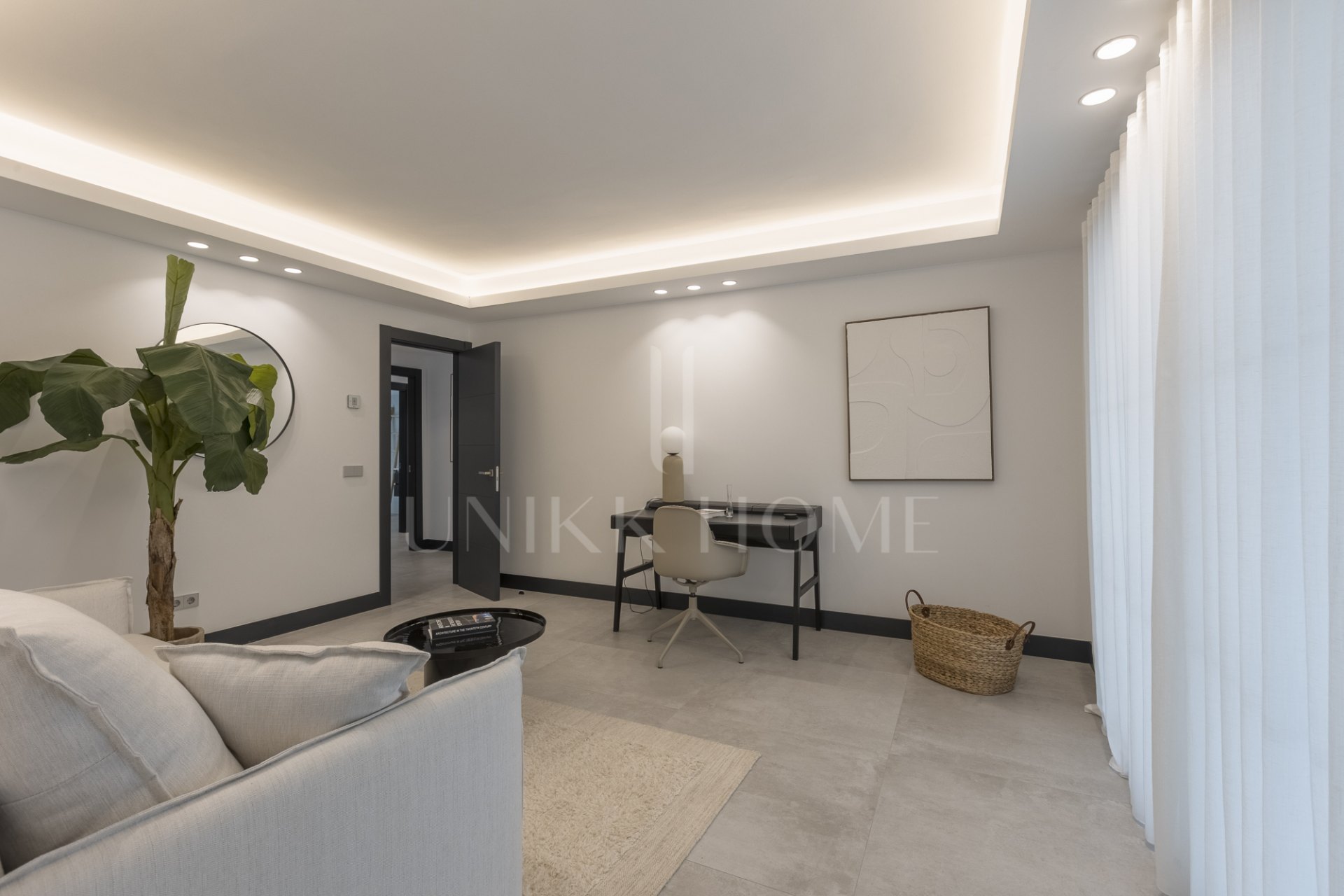 EXCLUSIVE ELEGANT VILLA – EAST MARBELLA