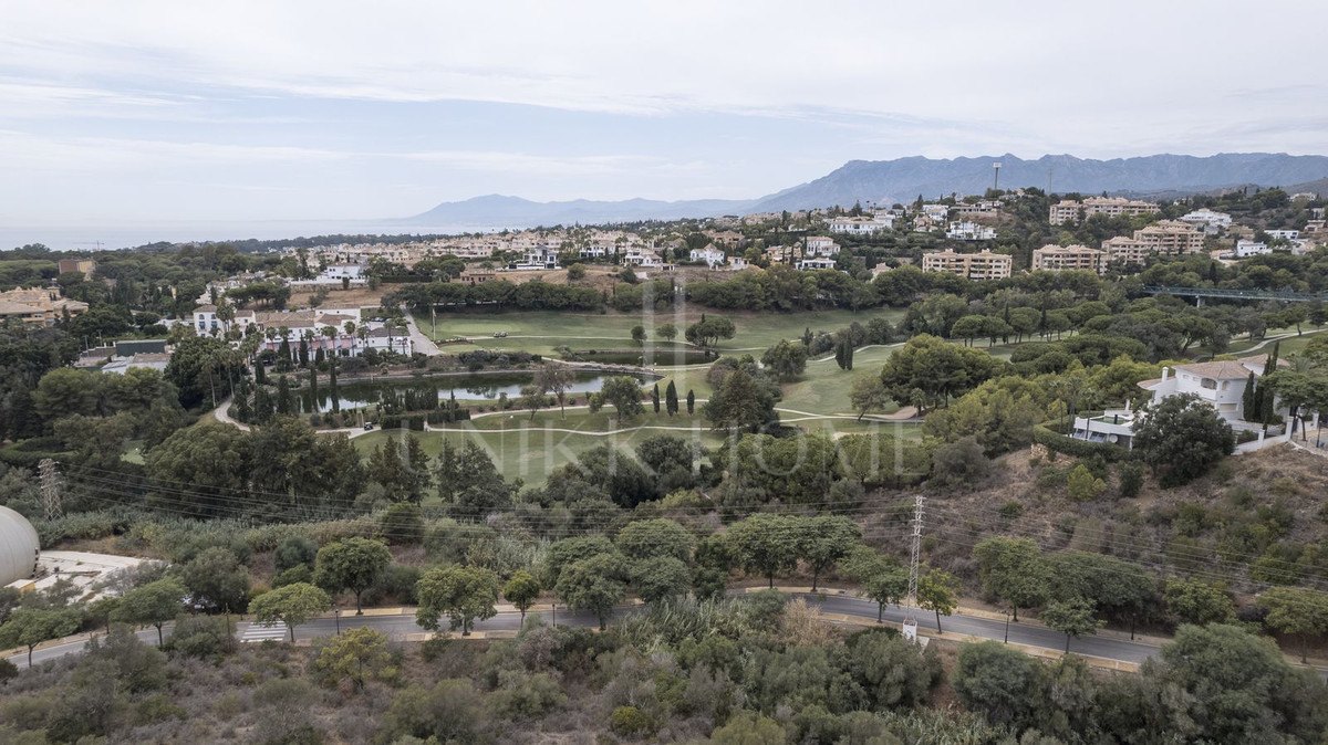 Plot for sale in Elviria, Marbella East