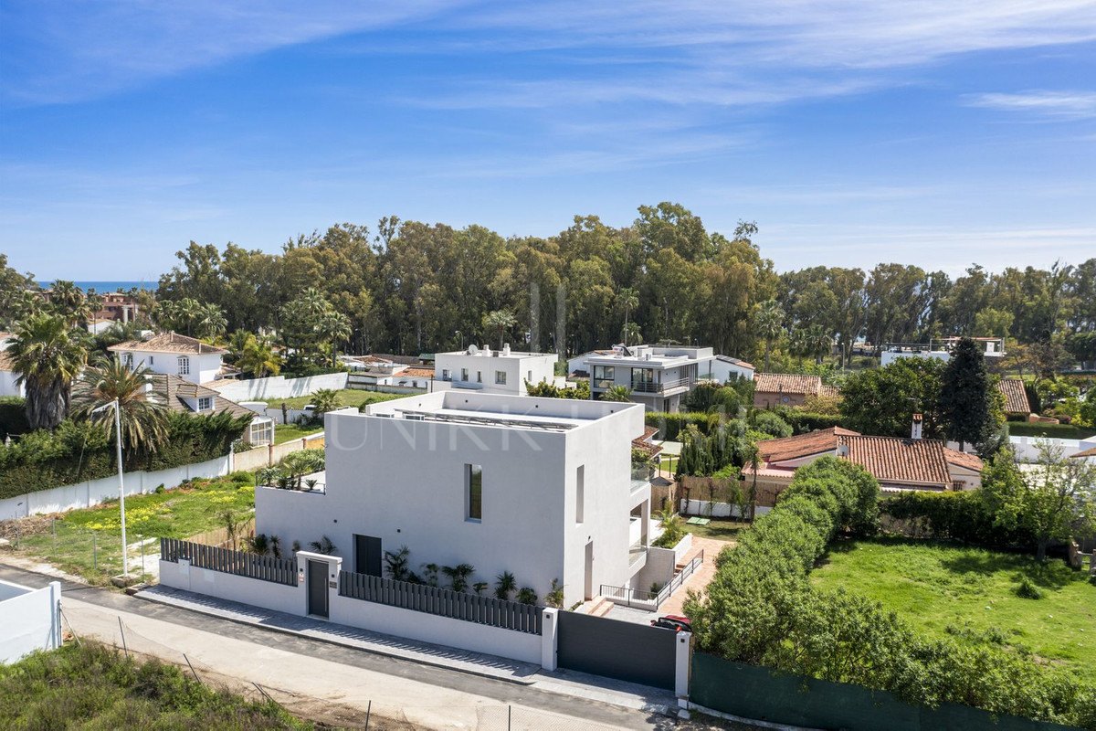 Villa for sale in San Pedro de Alcantara