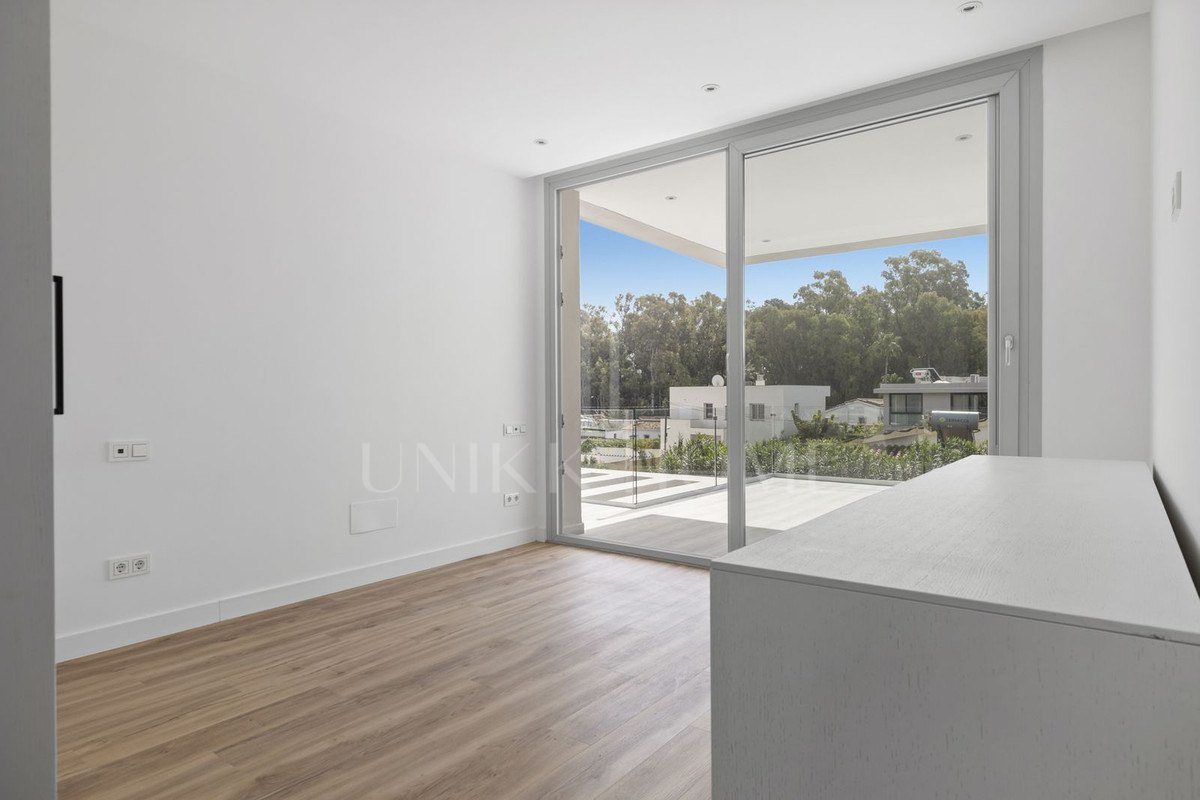 Villa for sale in San Pedro de Alcantara