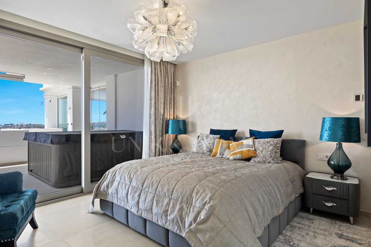Ground Floor Apartment for sale in Nueva Andalucia, Marbella (All)