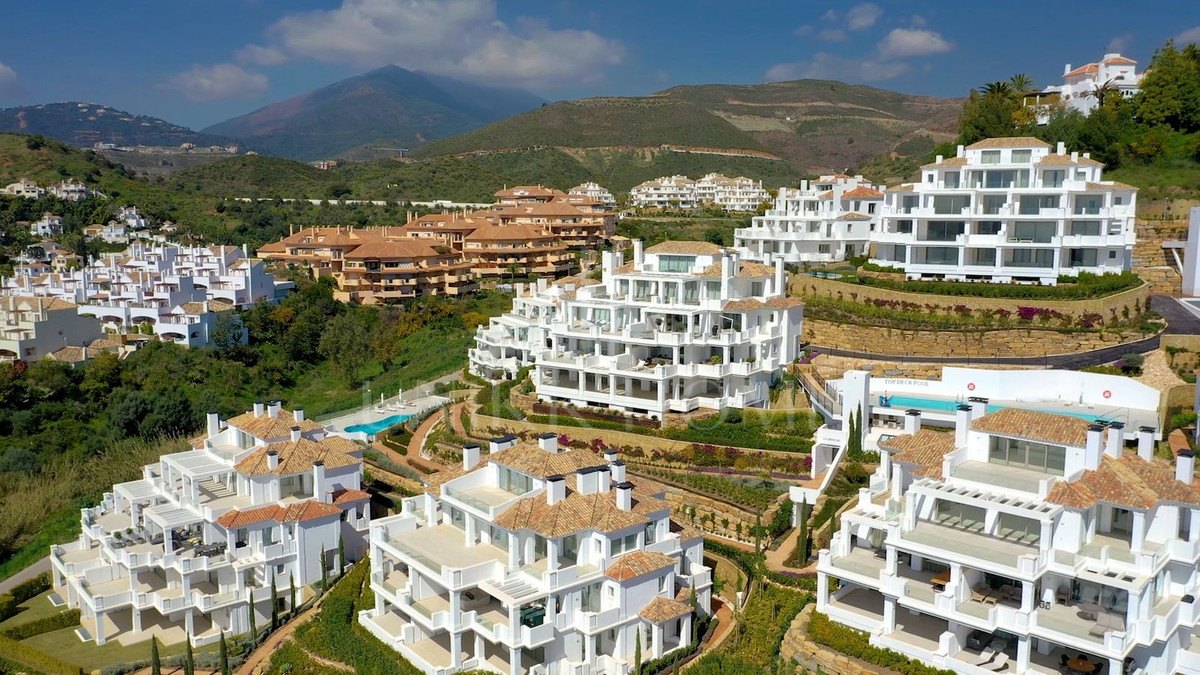 Ground Floor Apartment for sale in Nueva Andalucia, Marbella (All)
