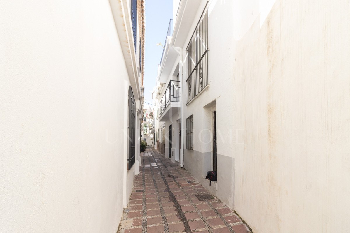 Villa for sale in Marbella City, Marbella (All)