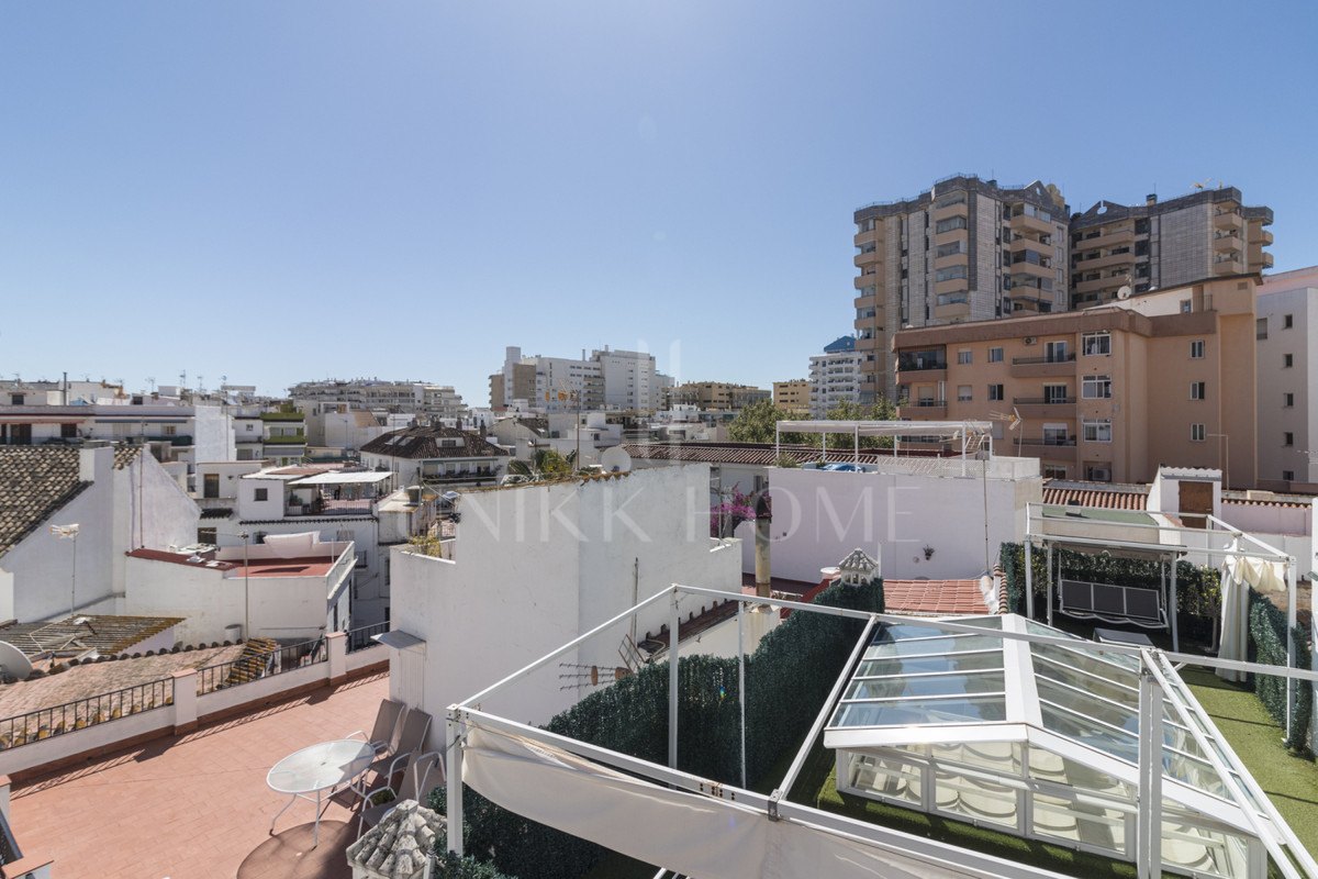Villa for sale in Marbella City, Marbella (All)