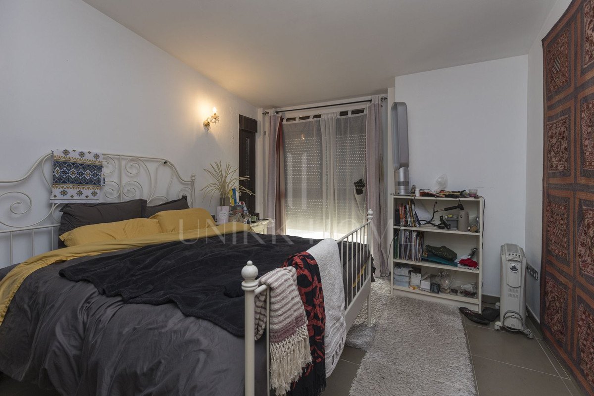 Villa for sale in Valle Romano, Estepona West