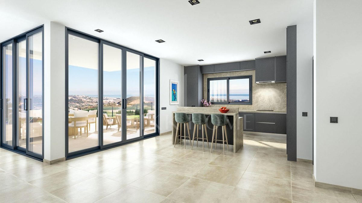 Villa for sale in Calanova Golf, Mijas Costa