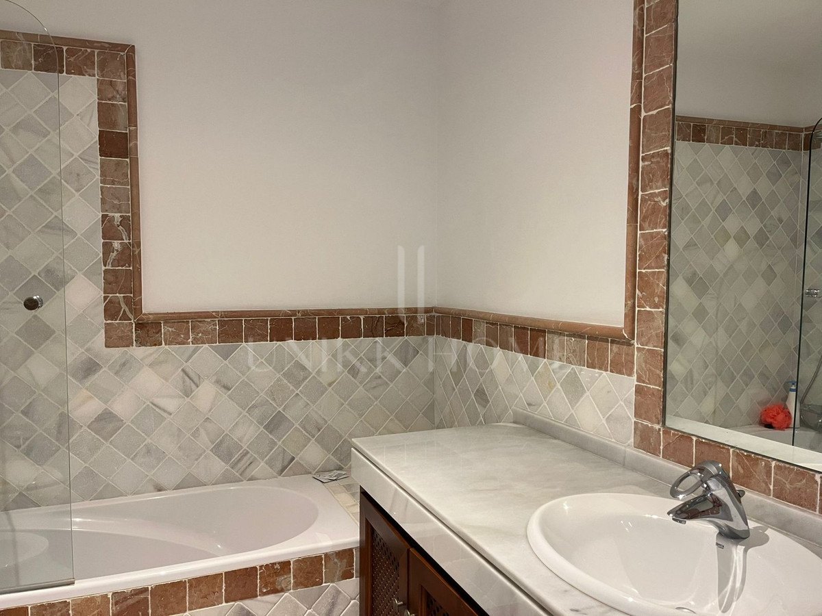 Apartment for sale in Marbella Golden Mile, Marbella (All)