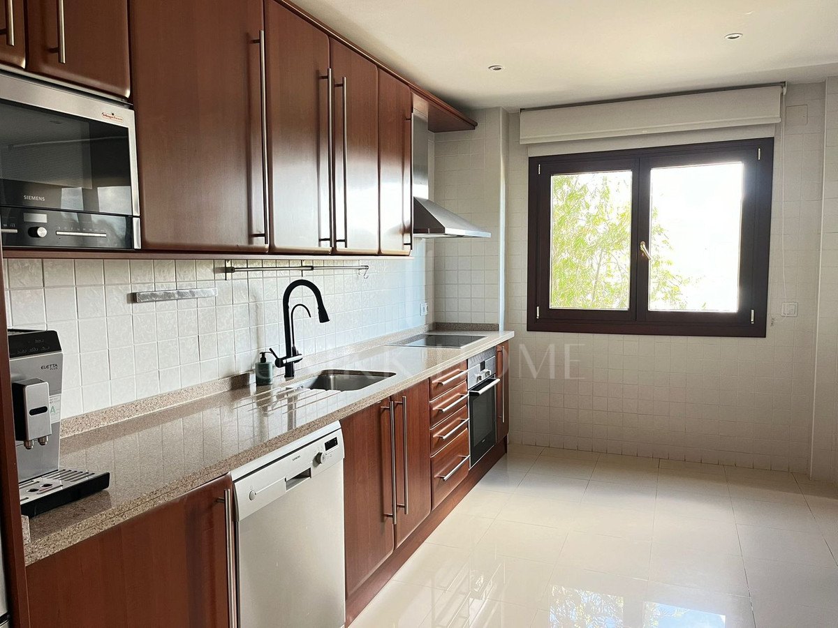 Apartment for sale in Marbella Golden Mile, Marbella (All)