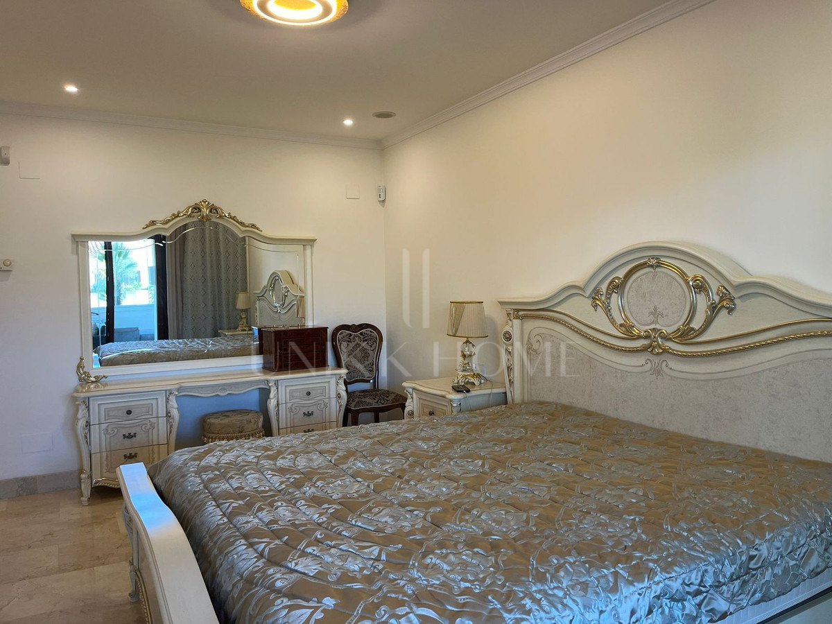 Apartment for sale in Marbella Golden Mile, Marbella (All)