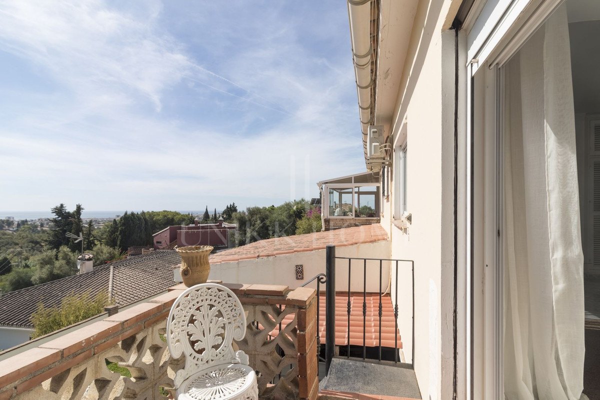 Villa for sale in Mijas