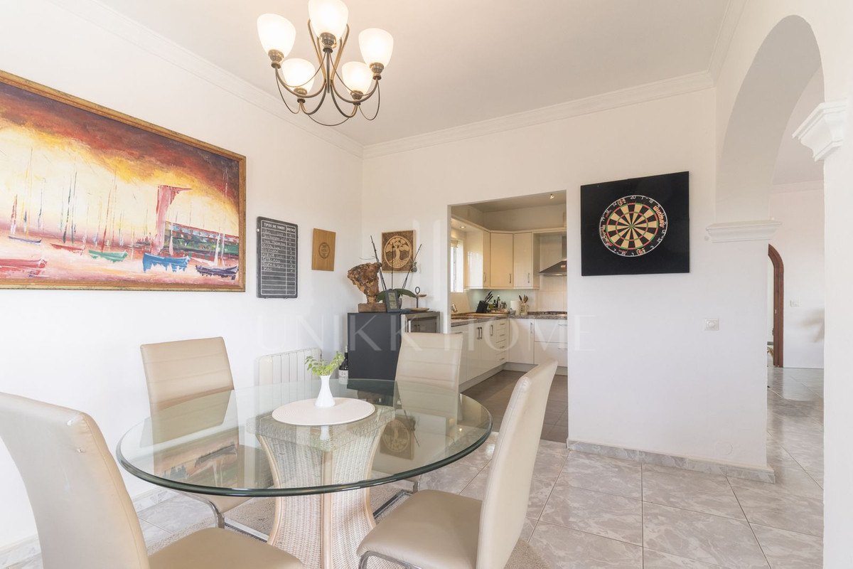 Villa for sale in Mijas