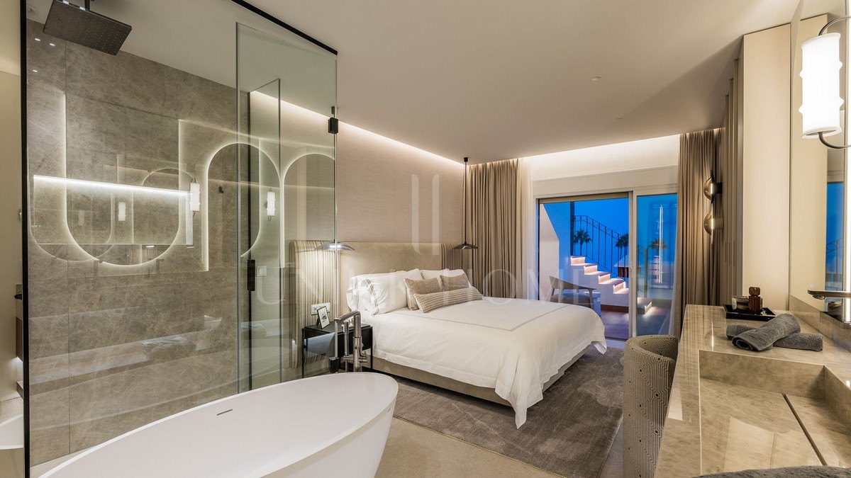 Ático en venta en New Golden Mile, Estepona Este