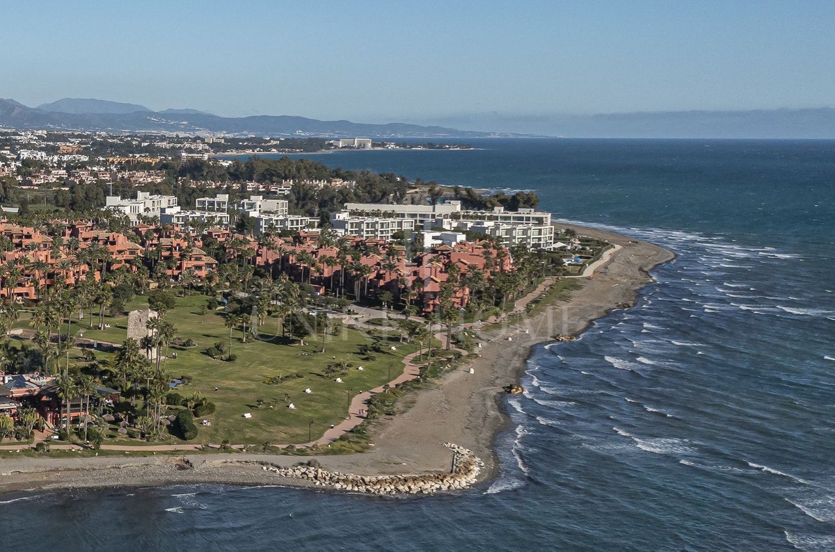 Ground Floor Apartment for sale in Estepona