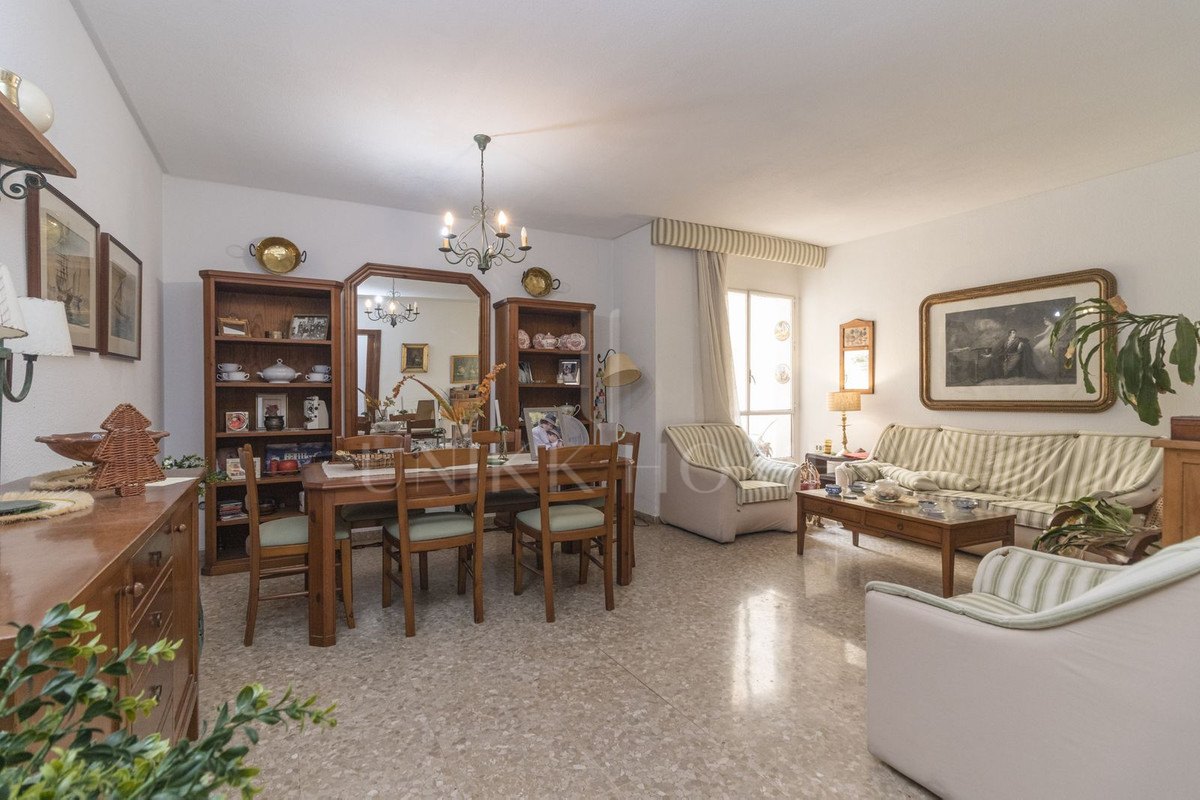 Apartment for sale in La Malagueta - La Caleta, Malaga