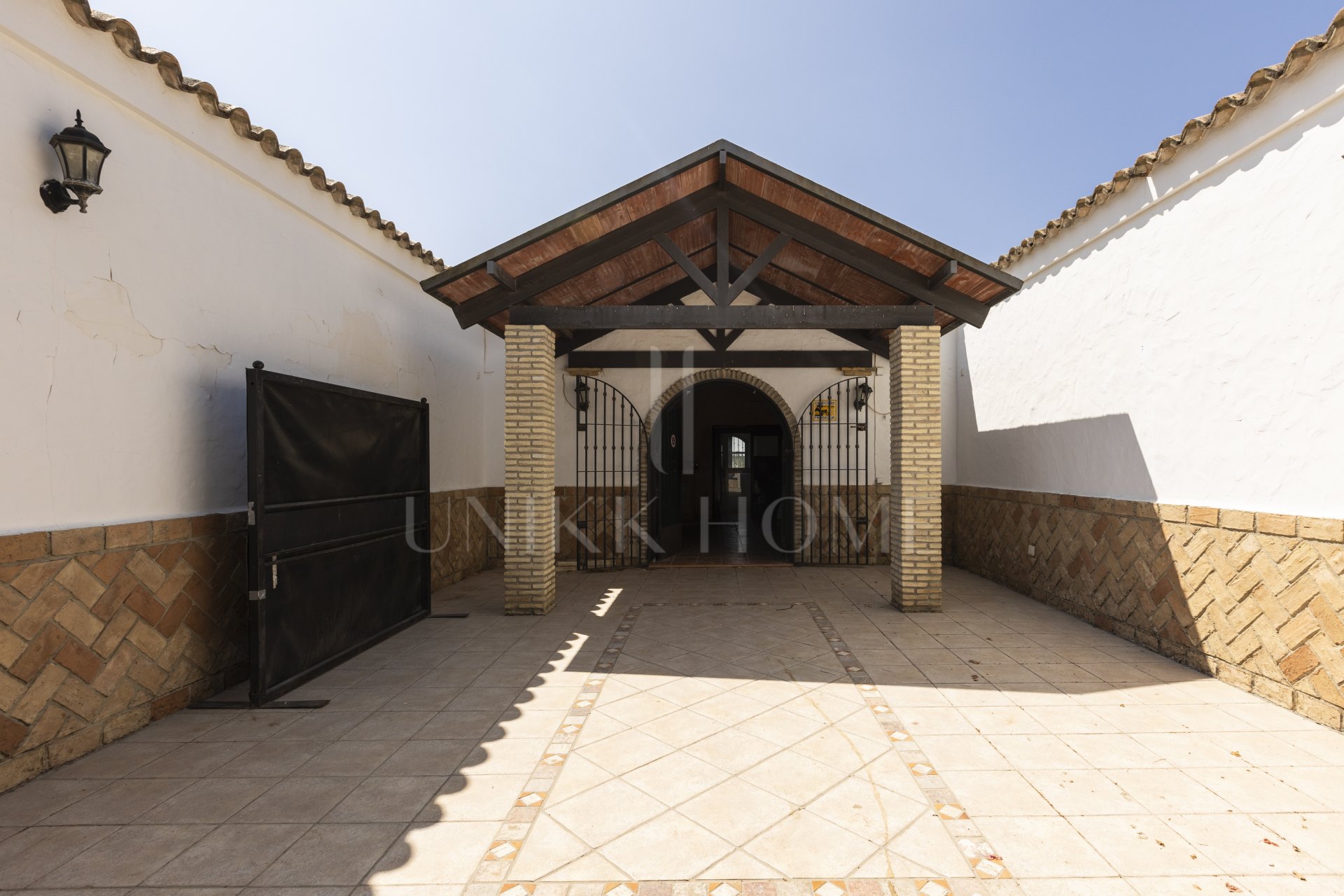 Equestrian Gastronomic and Rural Estate in Chiclana de la Frontera