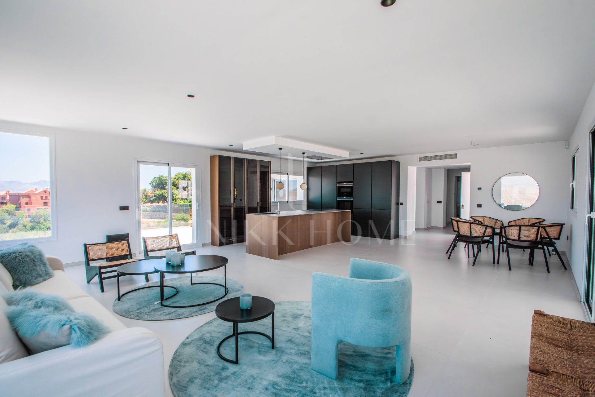 Villa en venta en La Mairena, Marbella Este