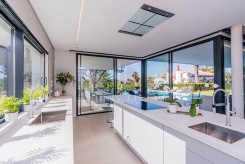 Villa en venta en Marbesa, Marbella Este