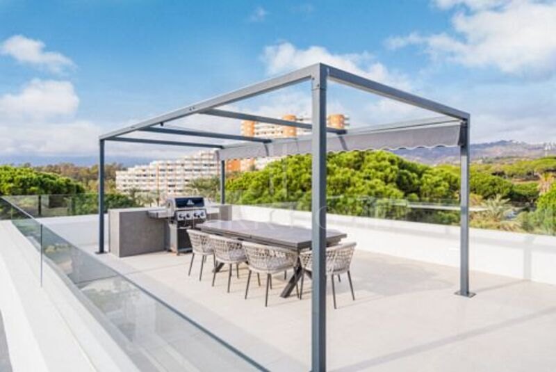 Villa en venta en Marbesa, Marbella Este