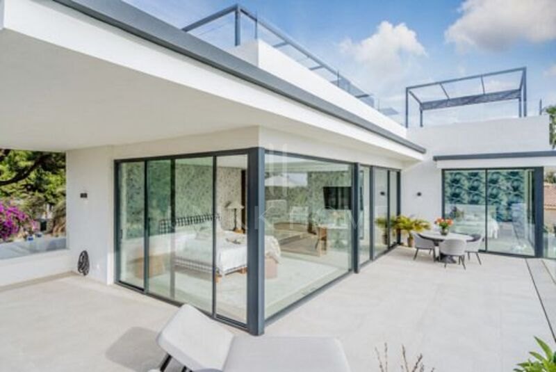 Villa en venta en Marbesa, Marbella Este