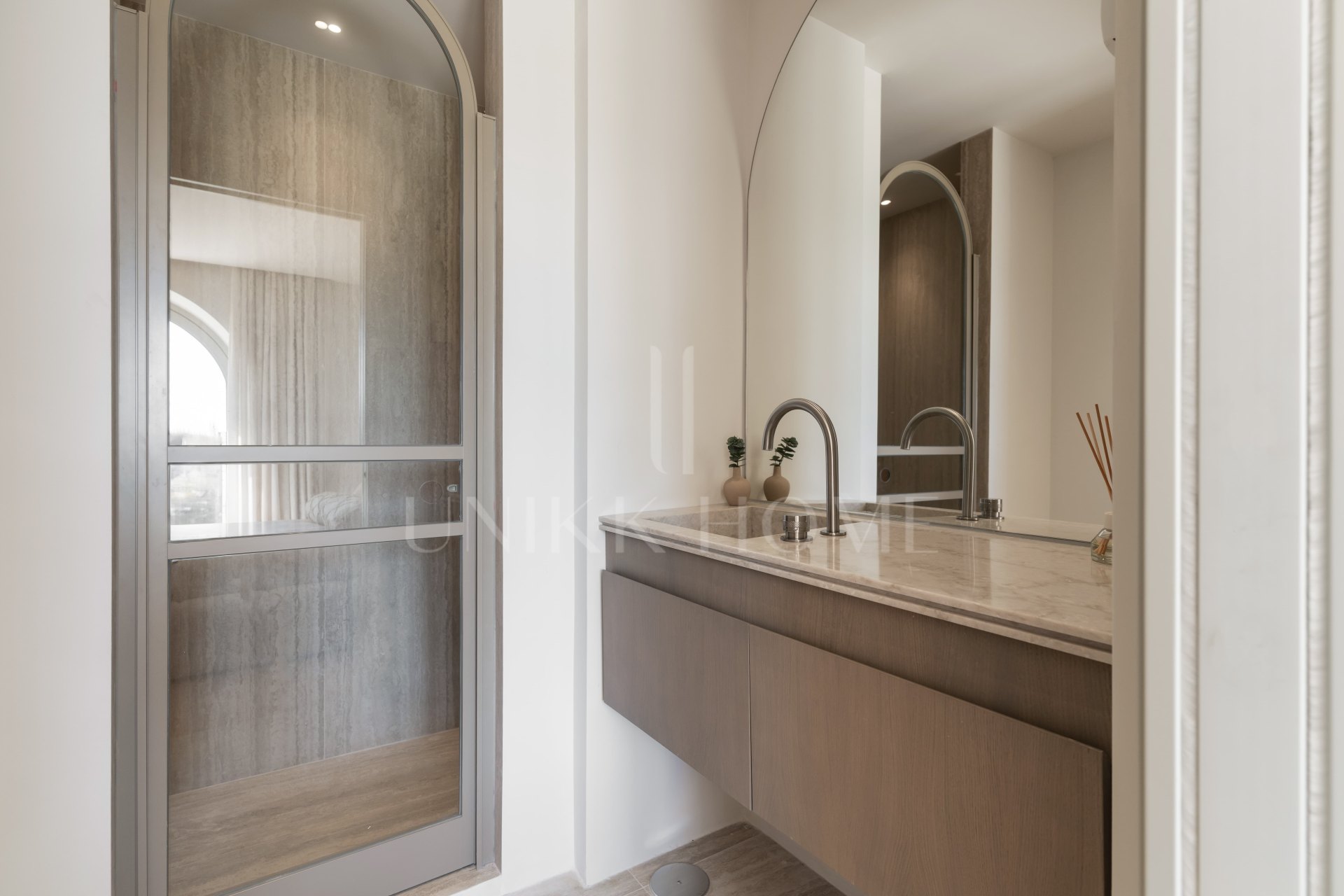 Villa en venta en Los Naranjos, Nueva Andalucia