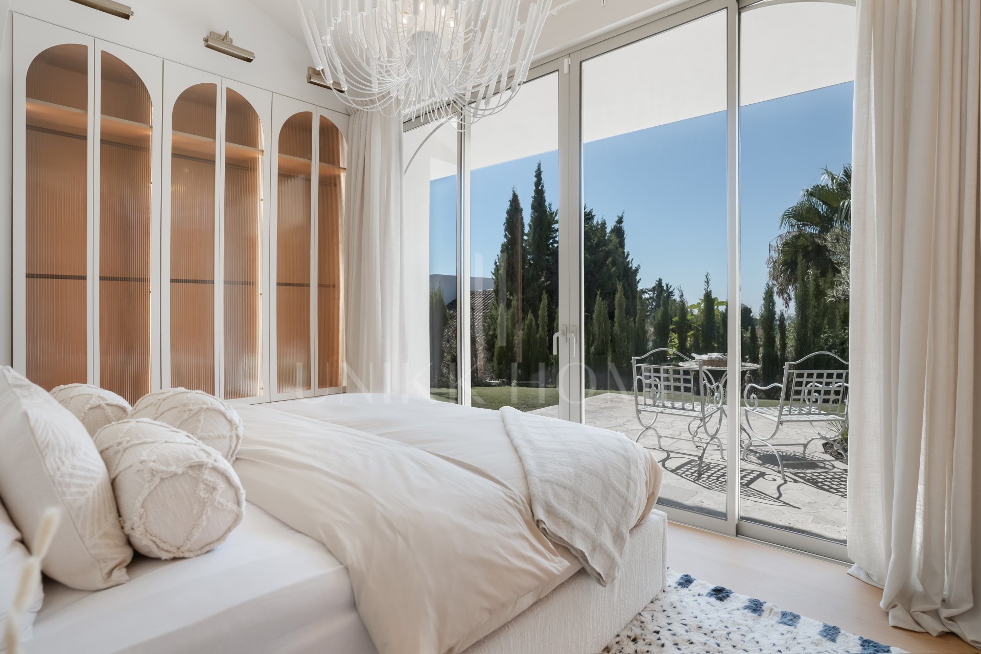 Villa en venta en Los Naranjos, Nueva Andalucia