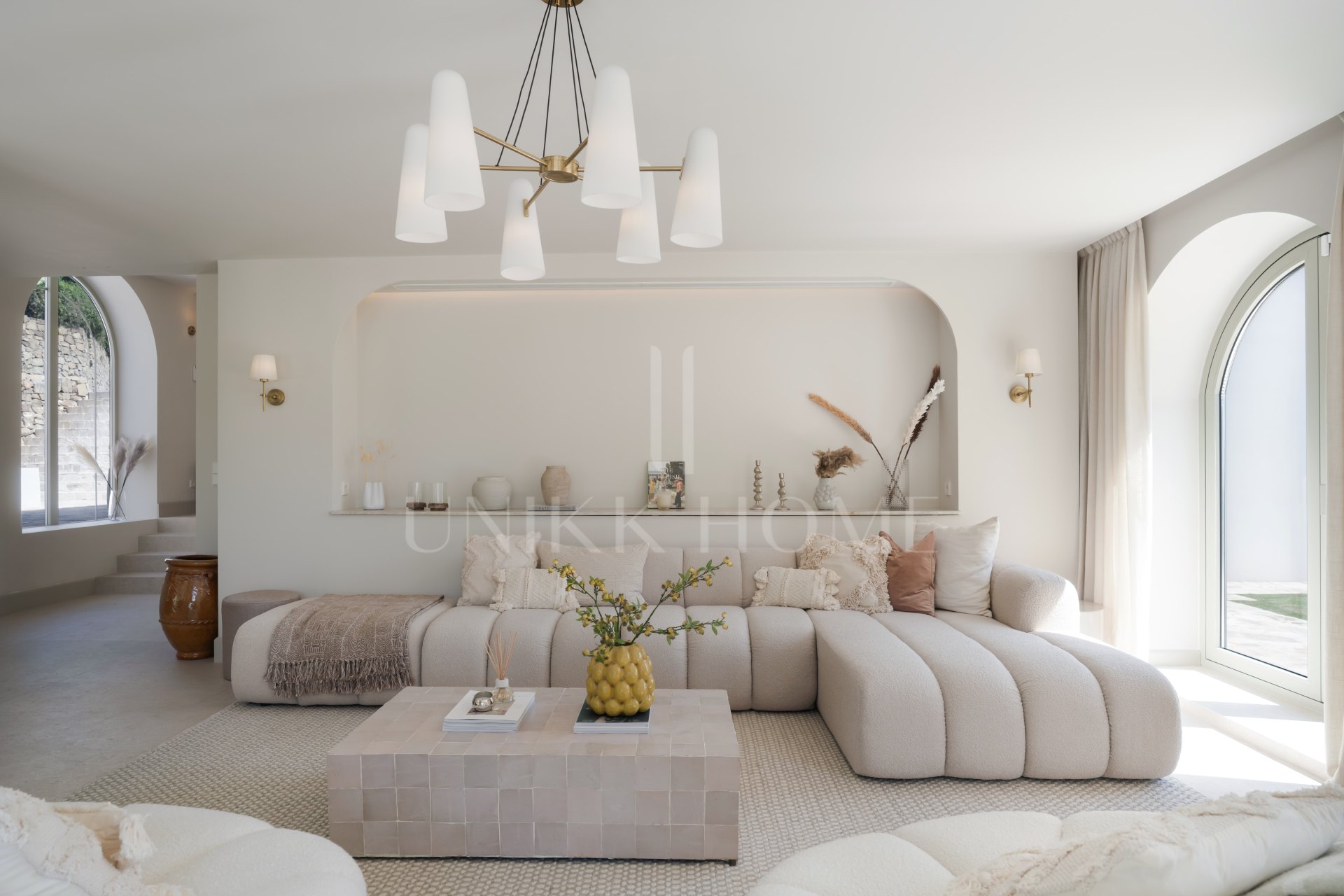 Villa en venta en Los Naranjos, Nueva Andalucia