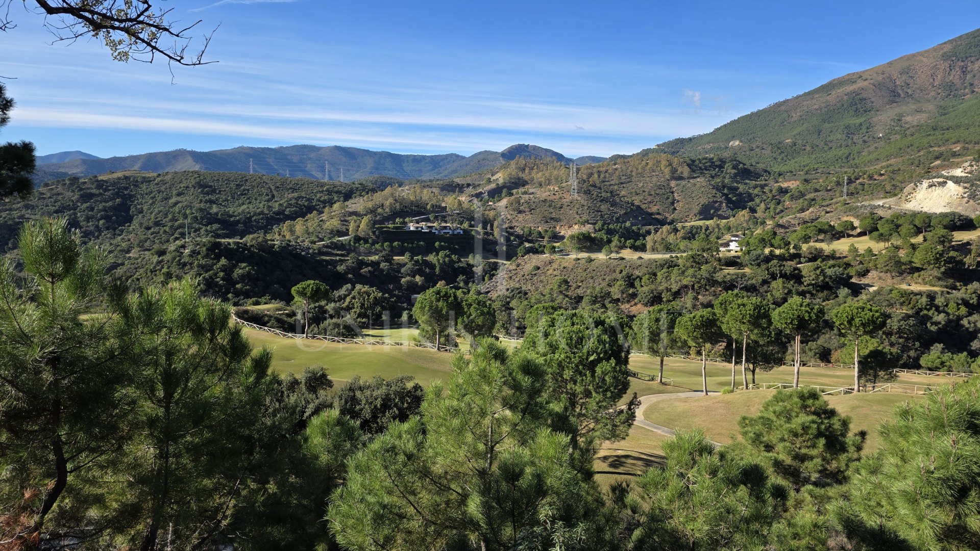Villa en venta en La Zagaleta, Benahavis