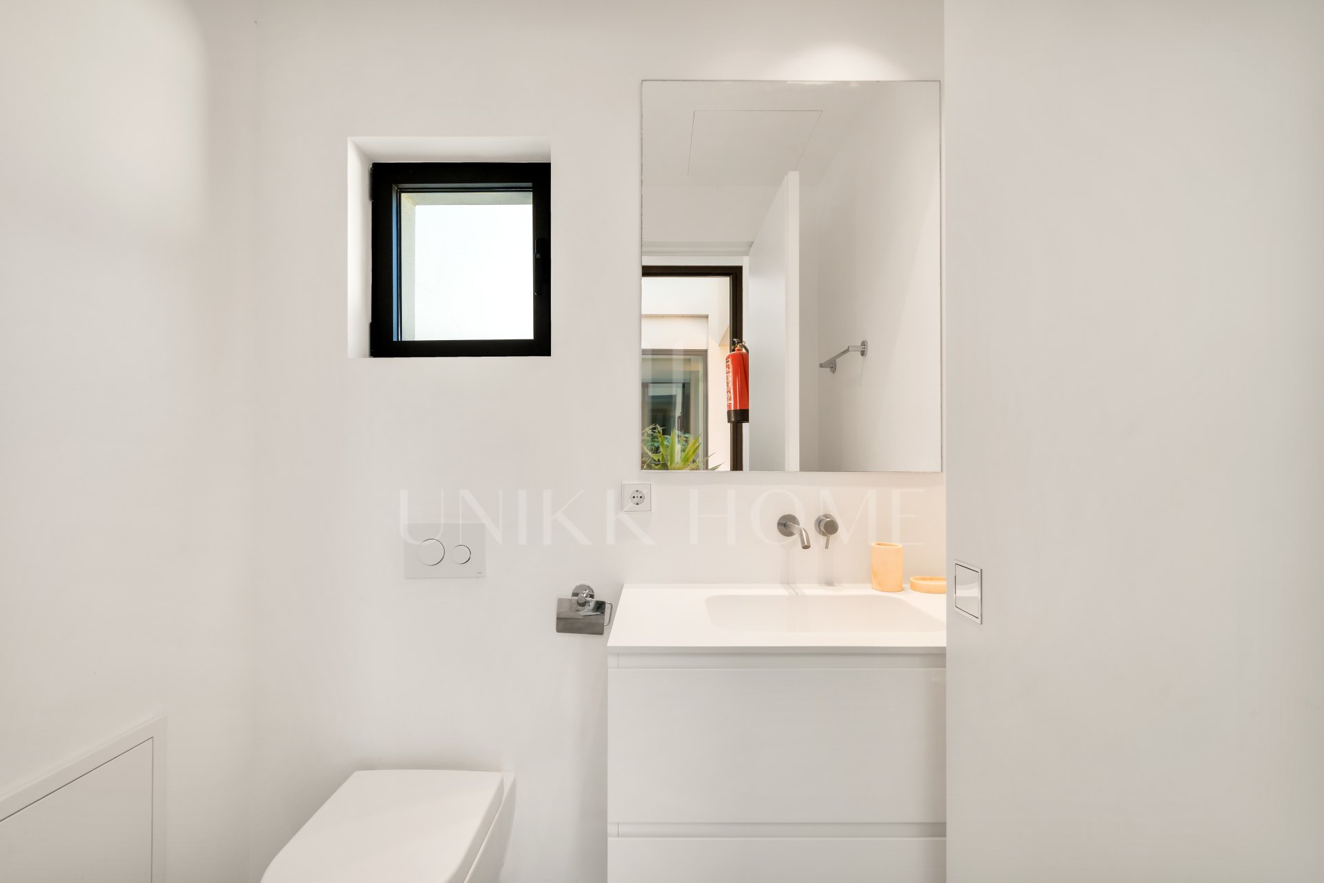 Villa en venta en New Golden Mile, Estepona Este