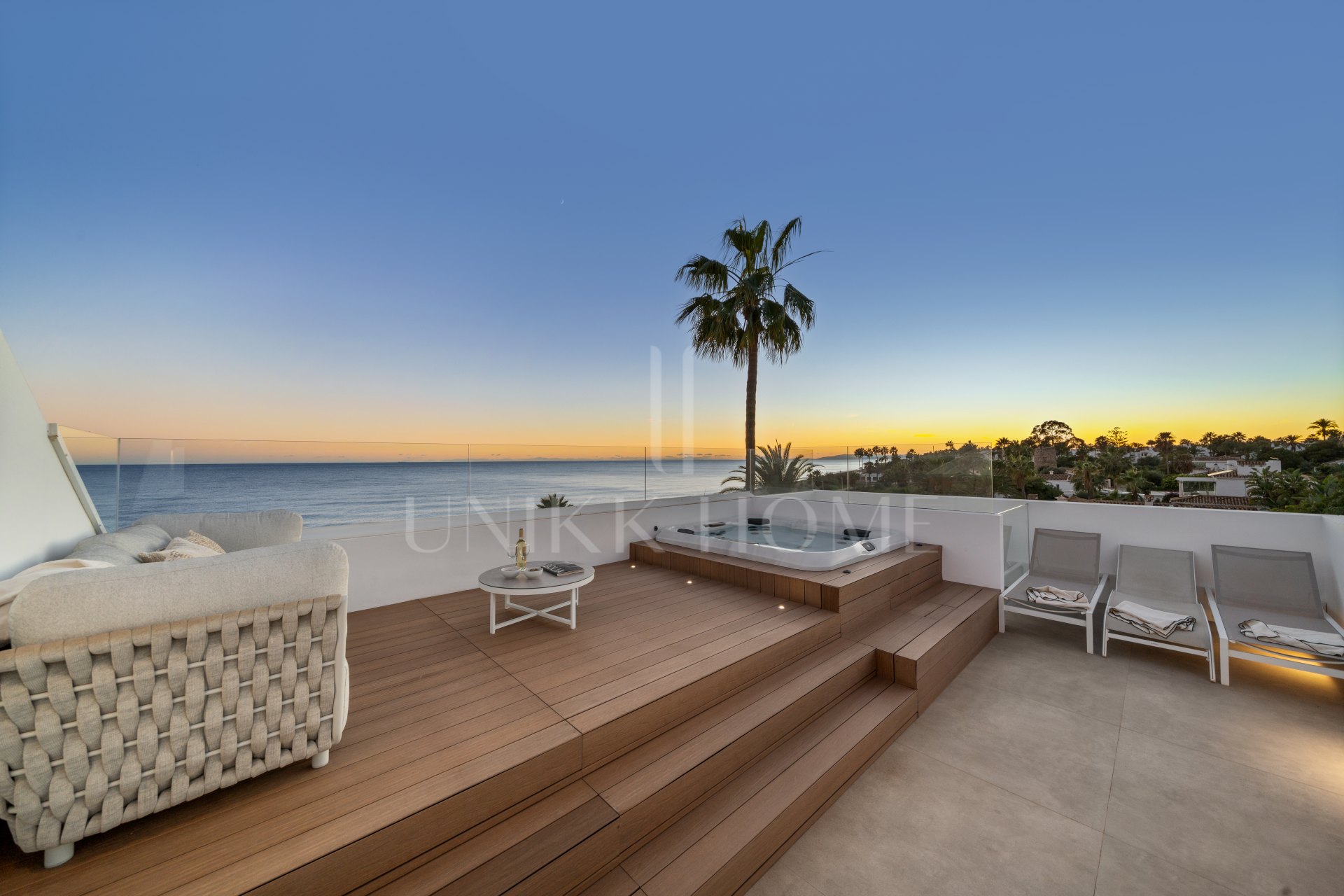 Villa en venta en New Golden Mile, Estepona Este