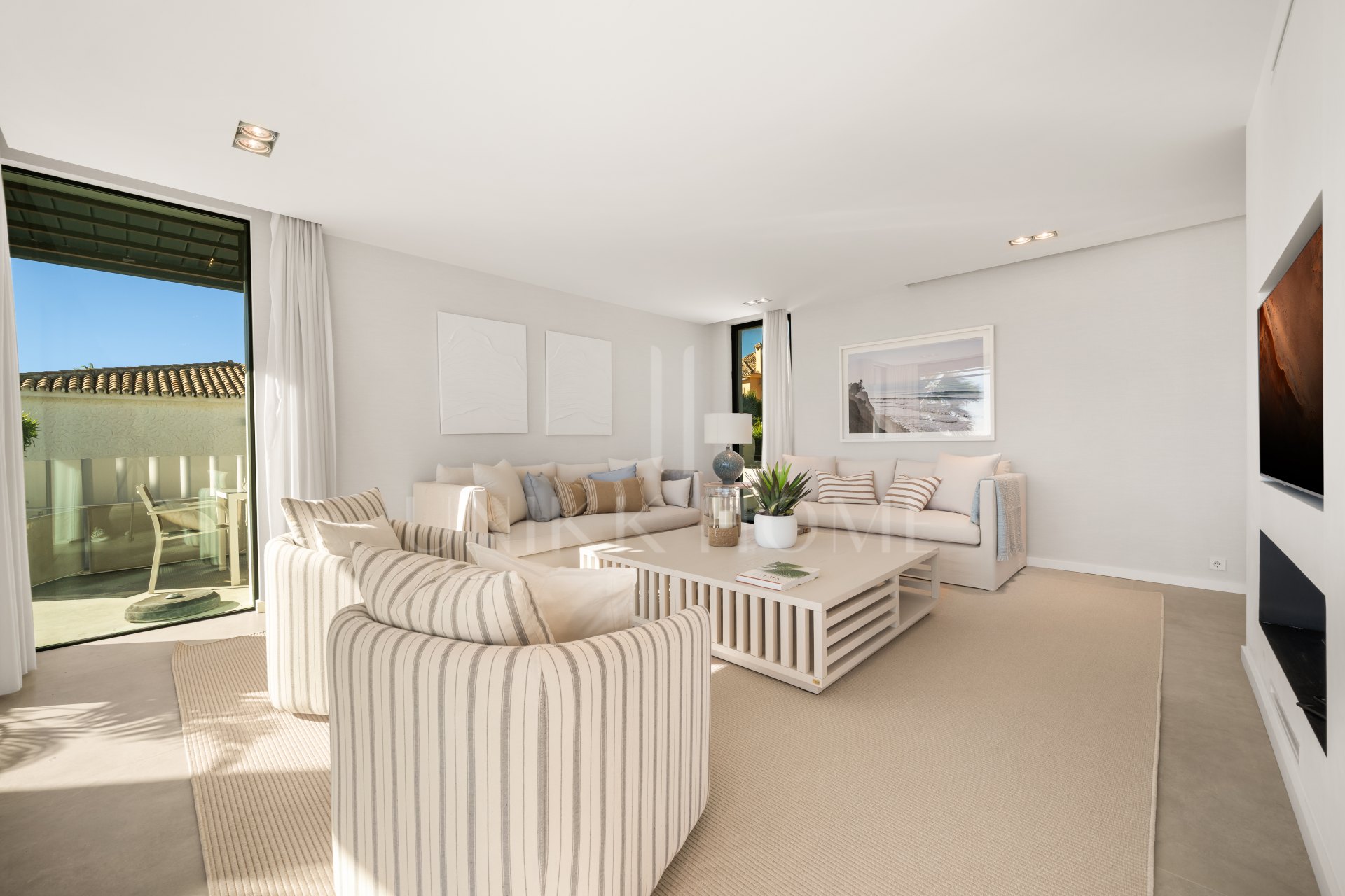 Villa en venta en New Golden Mile, Estepona Este