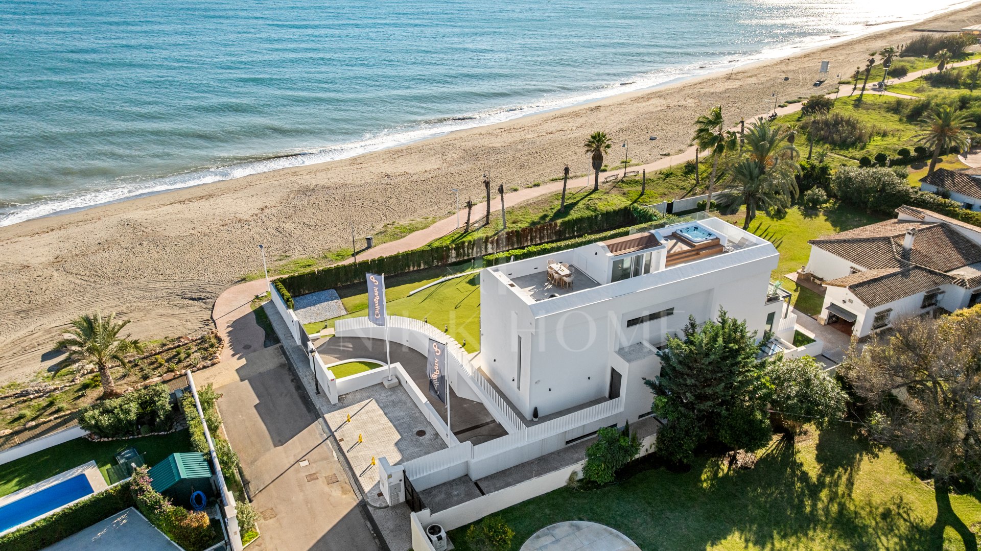 Villa en venta en New Golden Mile, Estepona Este