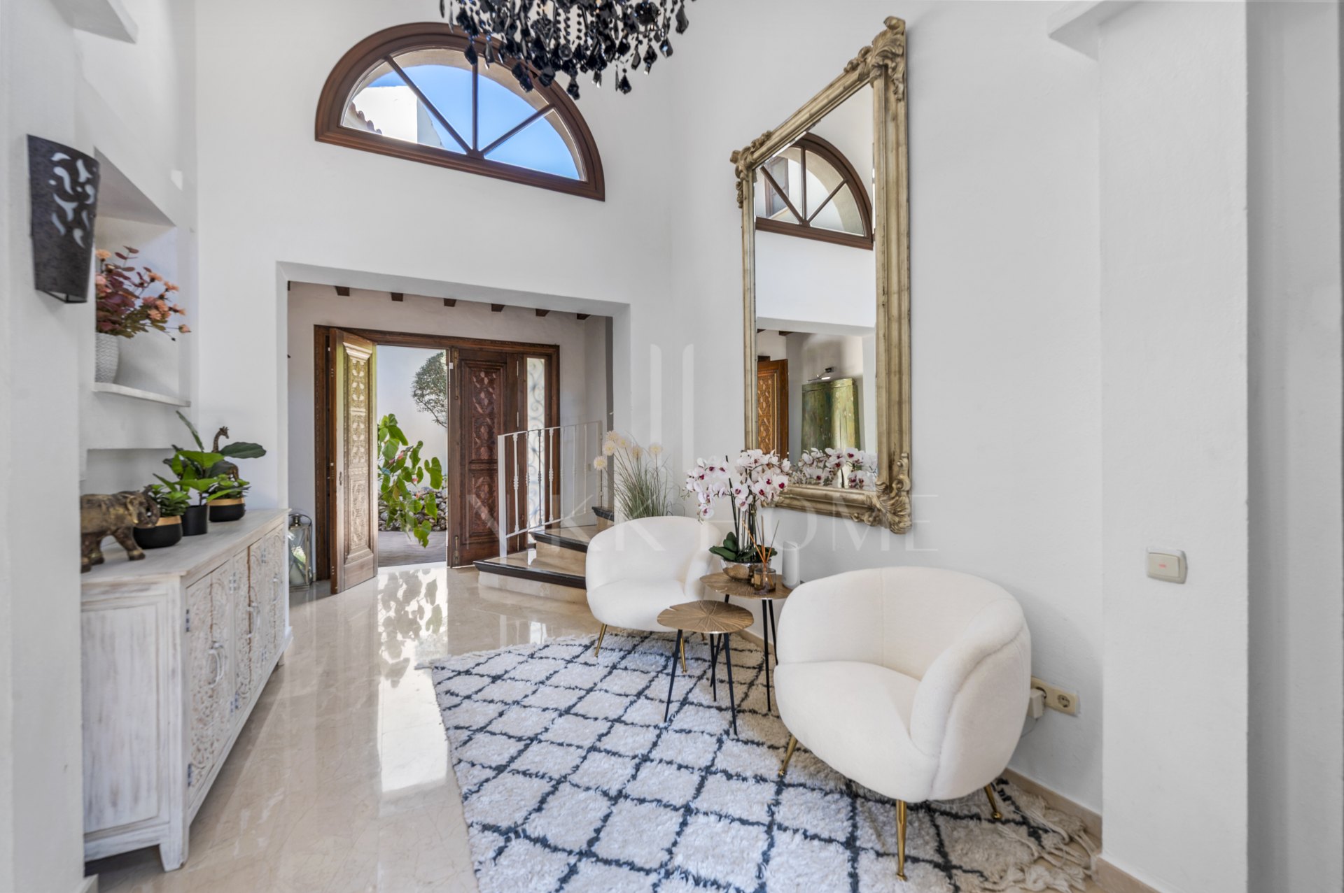 Villa en venta en La Resina Golf, Estepona Este