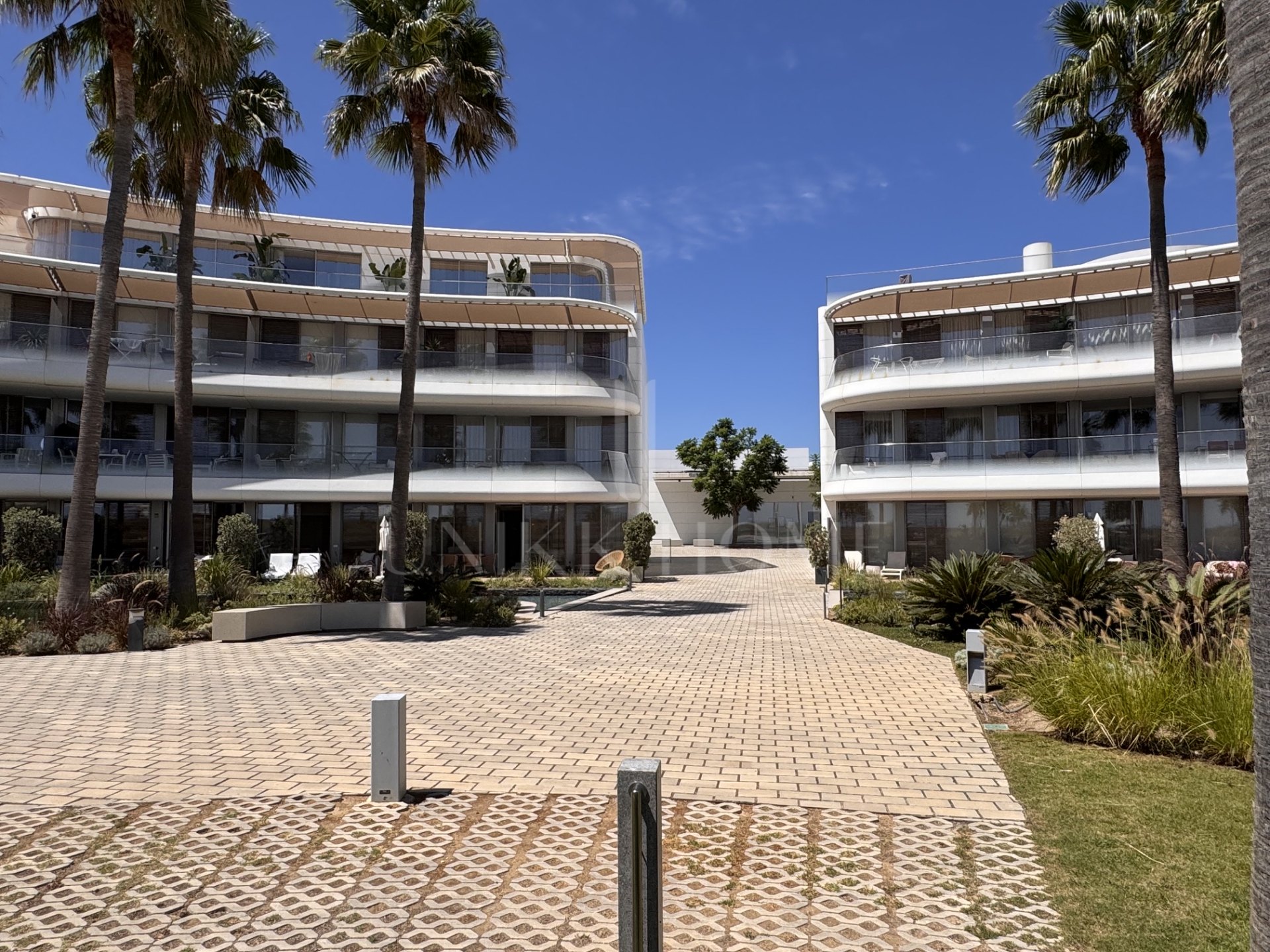 Apartamento Planta Baja en venta en The Edge, Estepona Oeste
