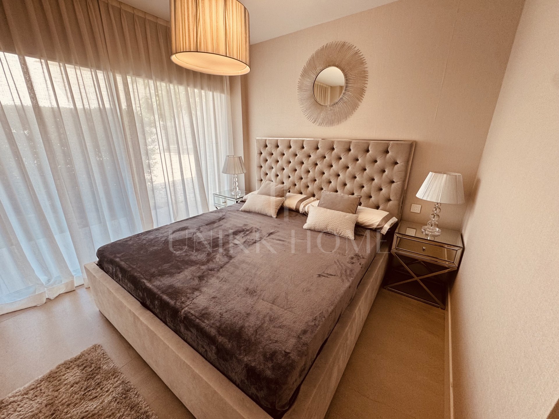 Apartamento Planta Baja en venta en The Edge, Estepona Oeste
