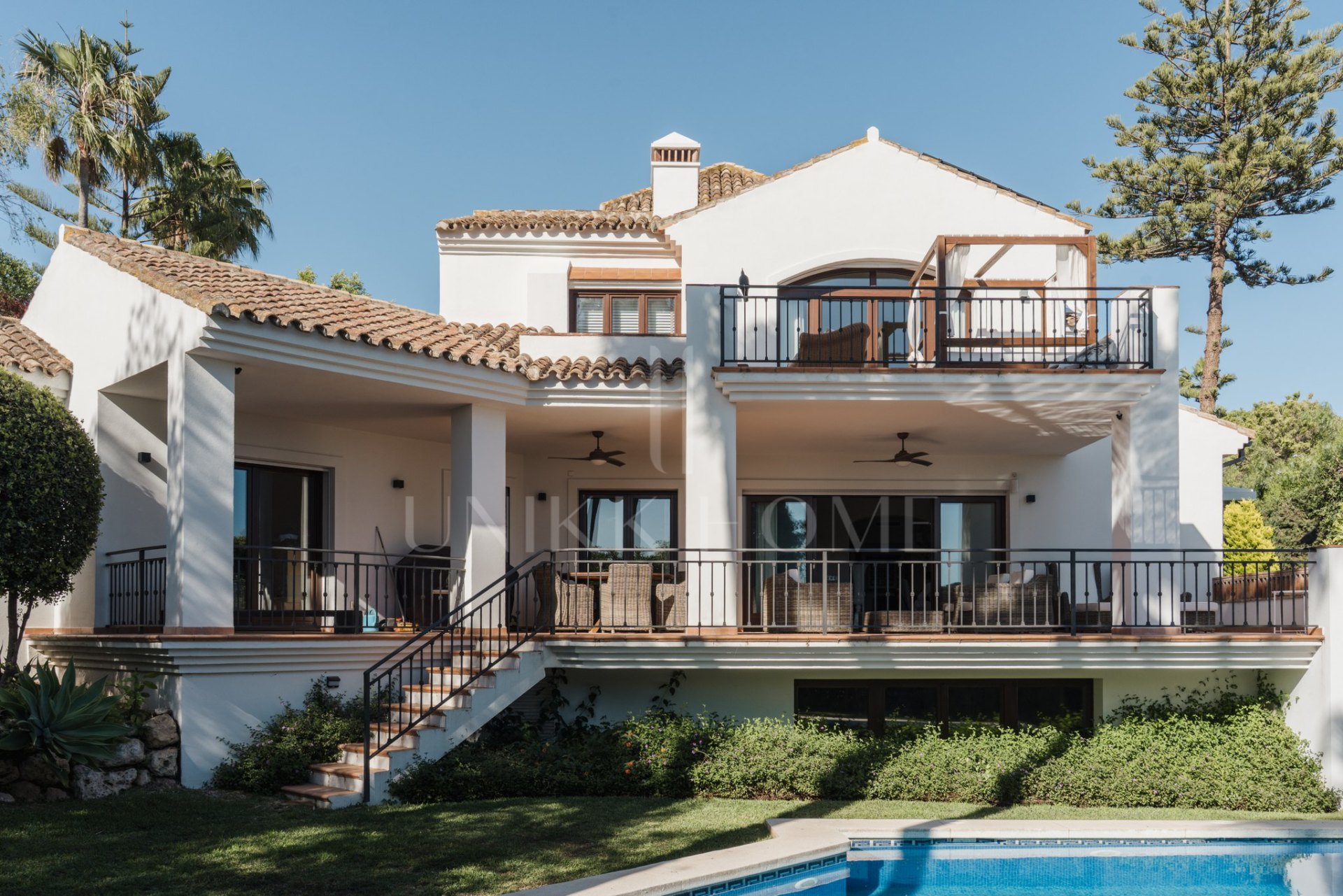 Villa en venta en El Rosario, Marbella Este