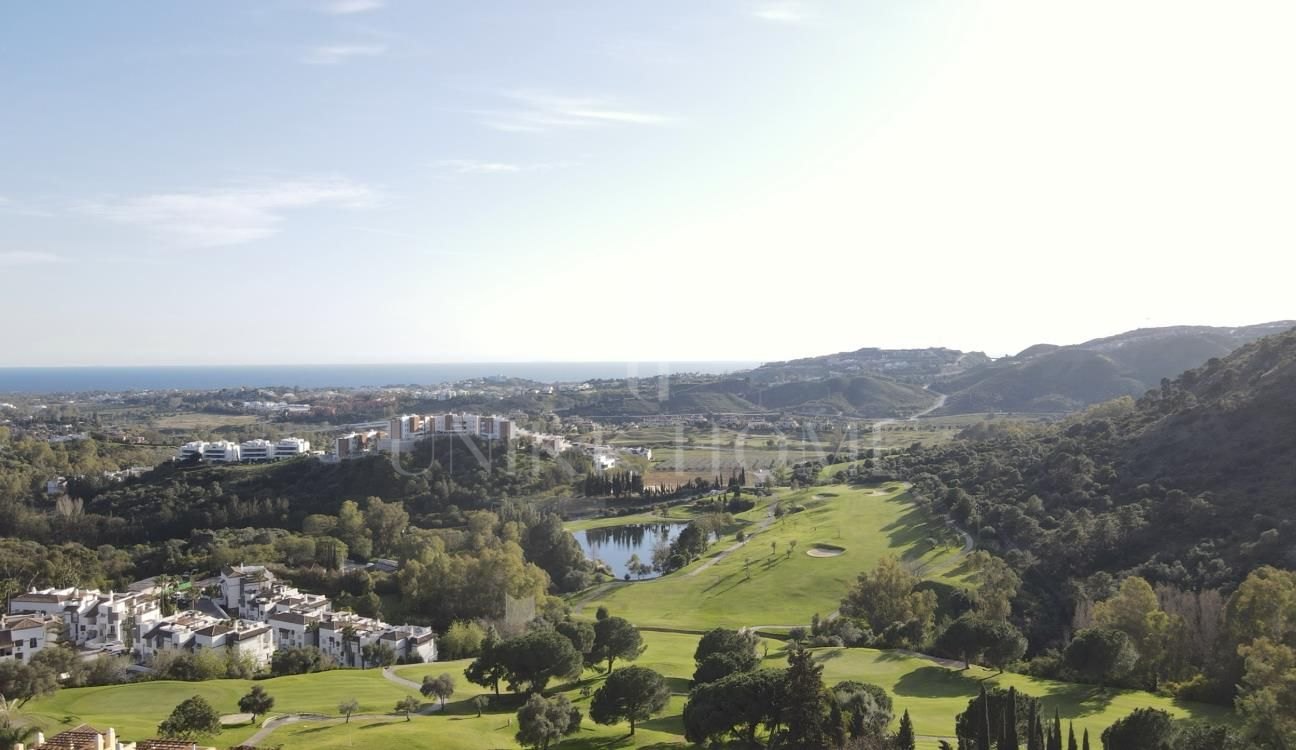 Plot for sale in Puerto del Almendro, Benahavis