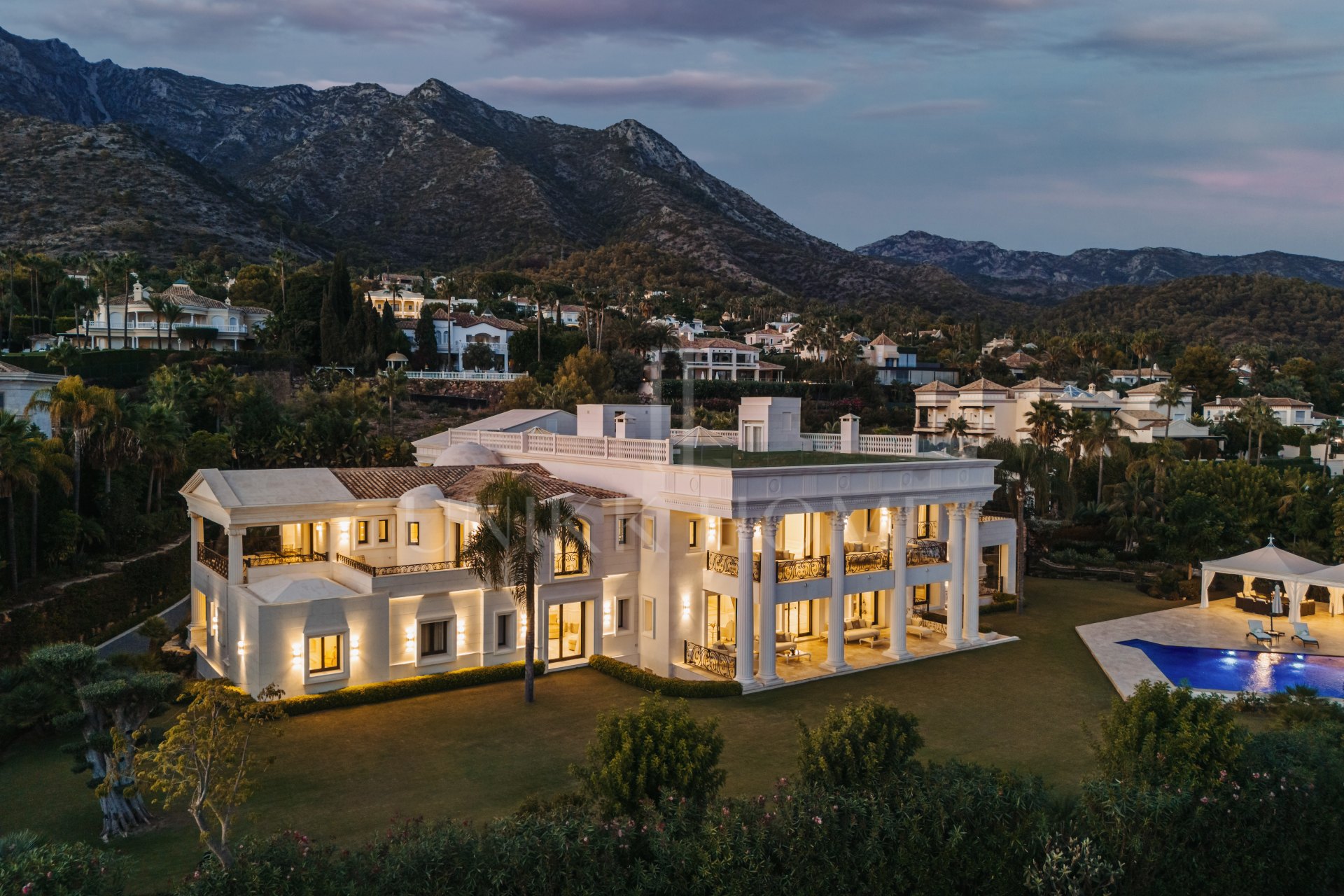 Villa en venta en Sierra Blanca, Marbella Milla de Oro