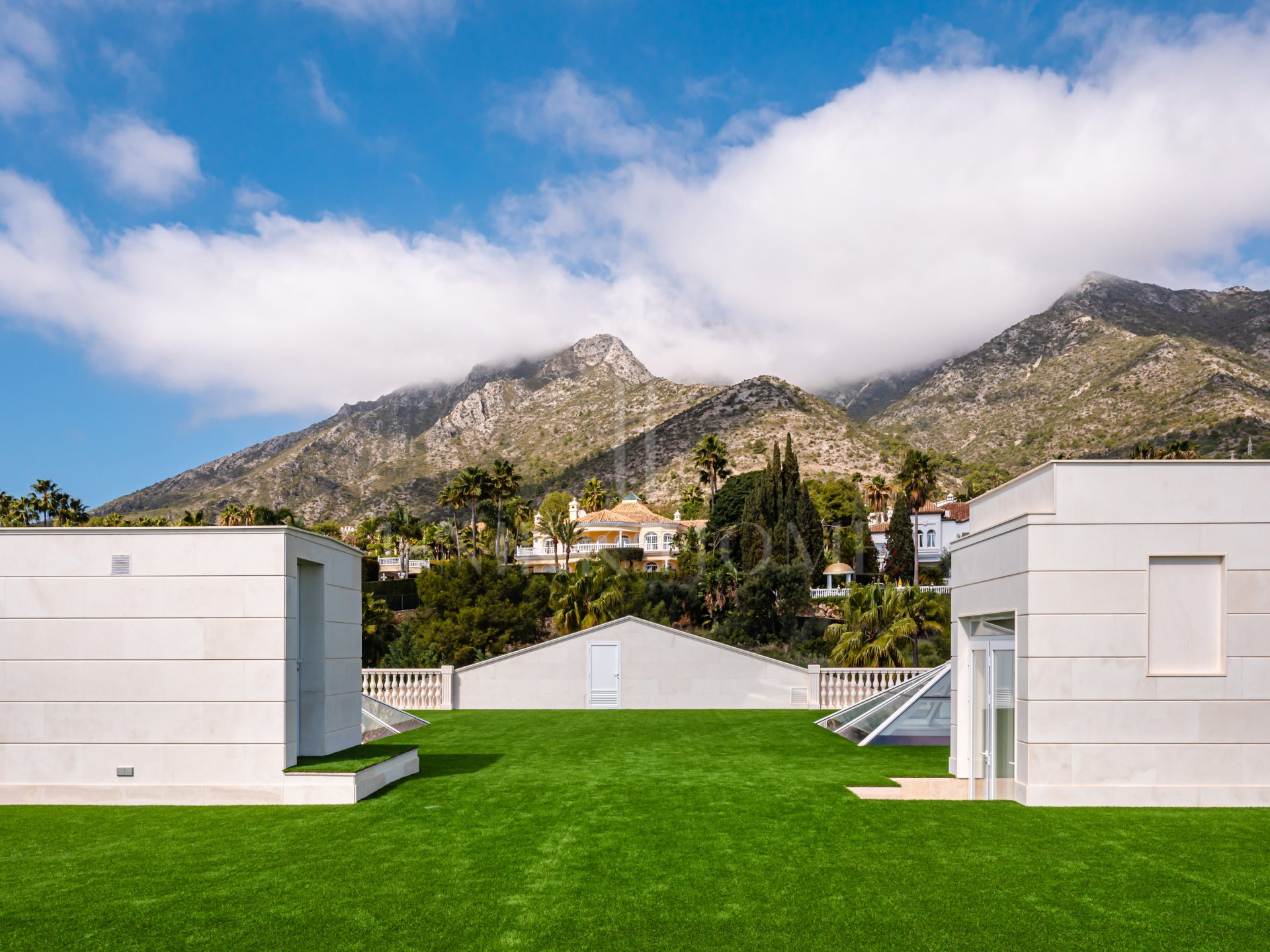 Villa en venta en Sierra Blanca, Marbella Milla de Oro