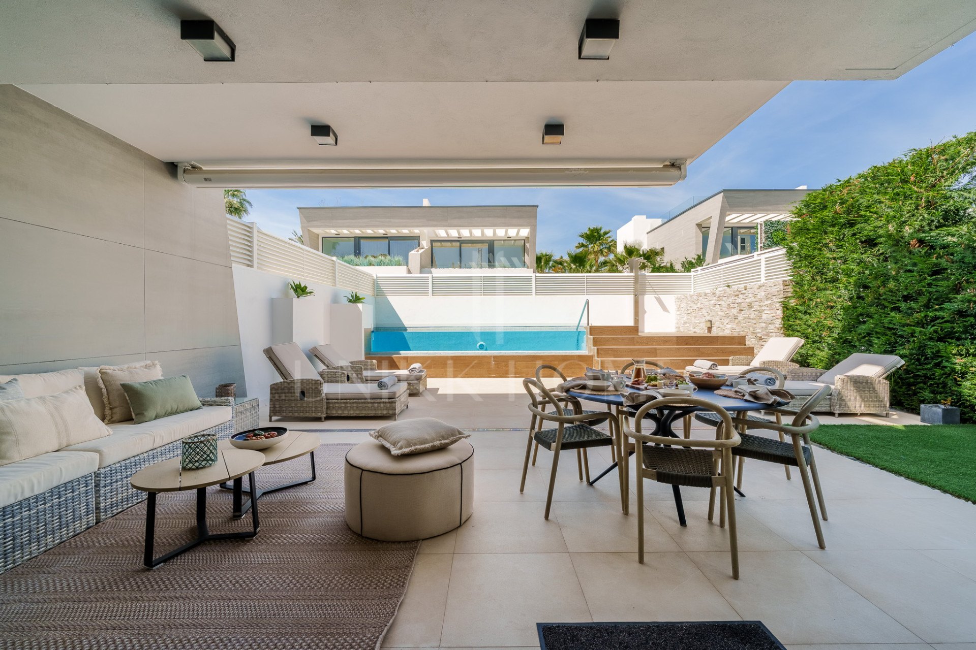 Semi Detached House for sale in Puerto Banus, Marbella (All)