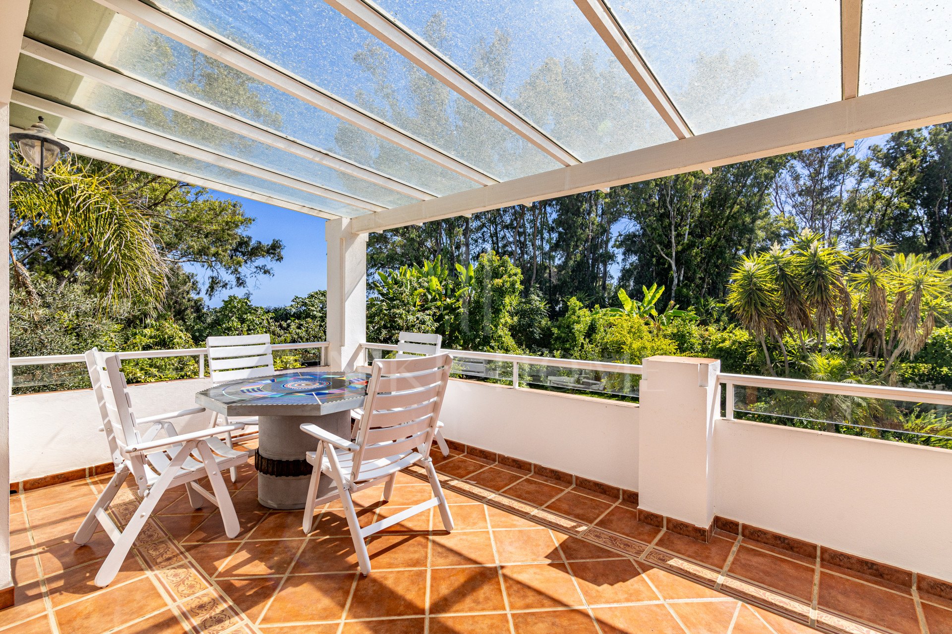 Villa for sale in Costalita, Estepona East