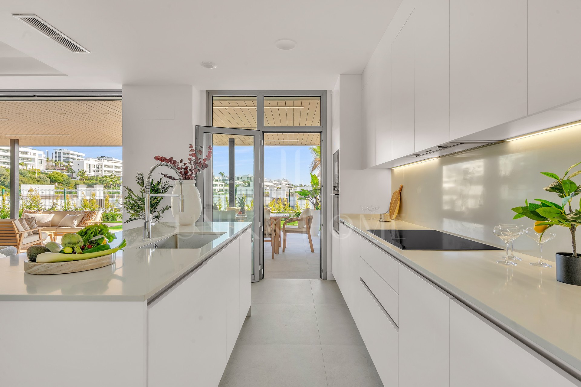 Ground Floor Apartment for sale in Santa Clara, Marbella East