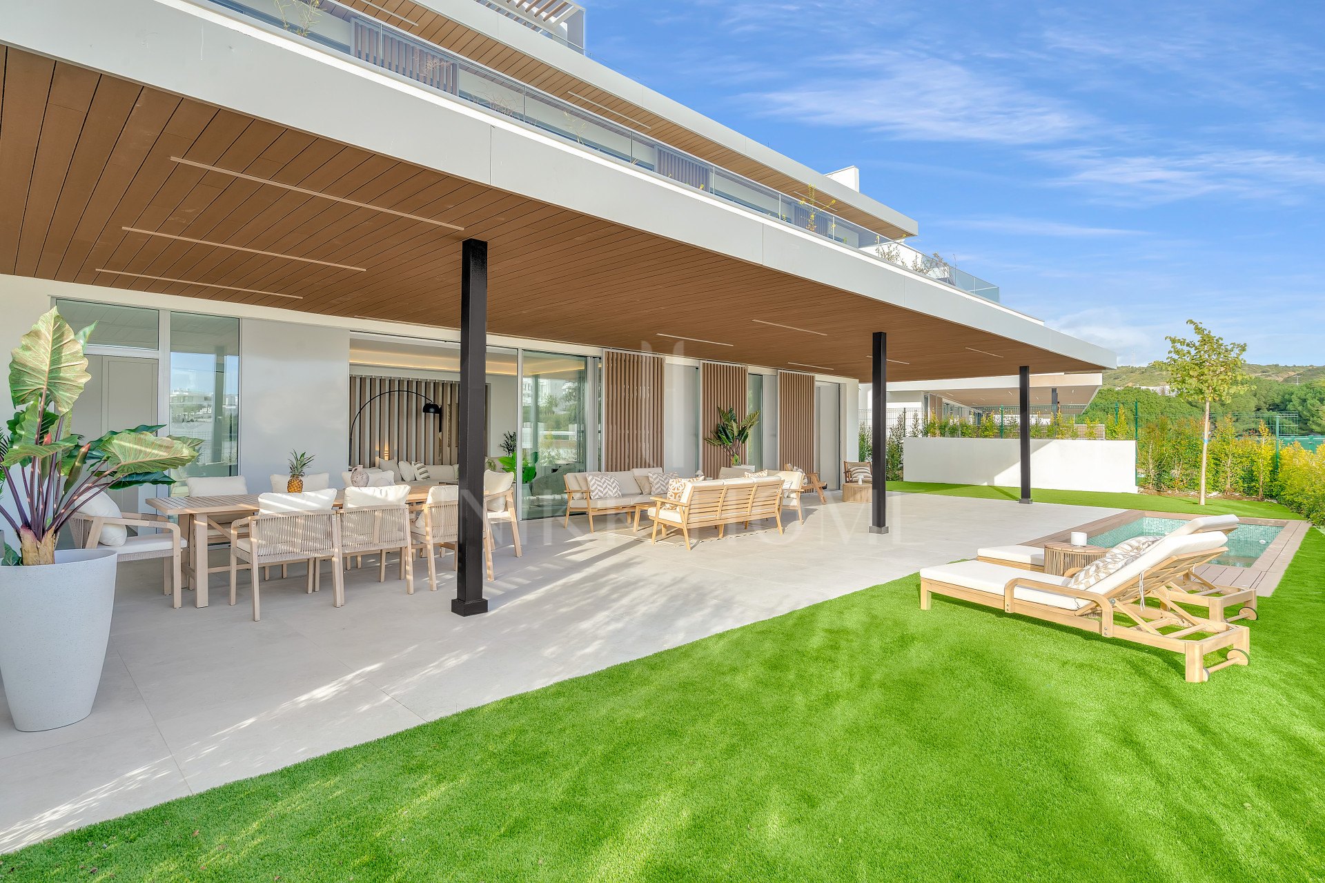 Ground Floor Apartment for sale in Santa Clara, Marbella East
