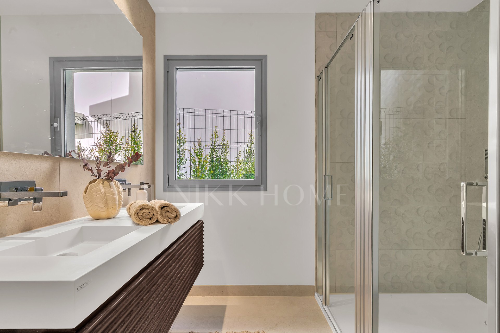 Ground Floor Apartment for sale in Santa Clara, Marbella East
