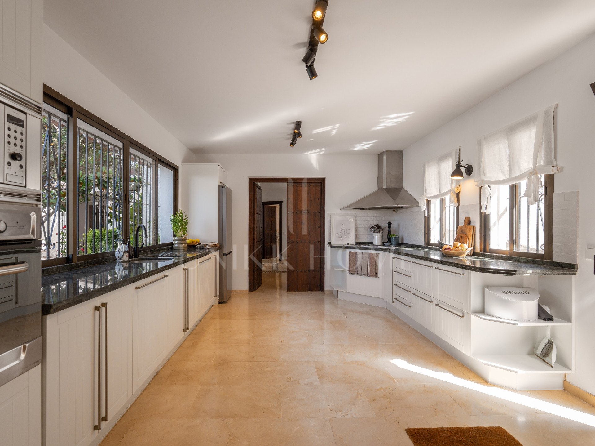 Villa en venta en Sierrezuela, Mijas Costa